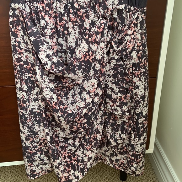 Club Monaco silk dress - Picture 3 of 5